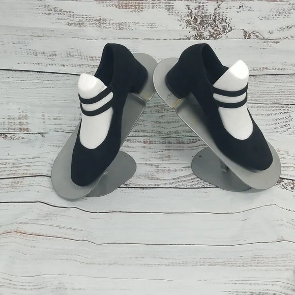 Black 2 Strap Cato Heels - Picture 3 of 9